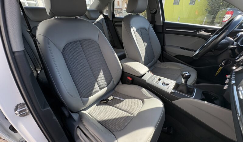 Audi A3 Sedan 1.6 TDI Design full