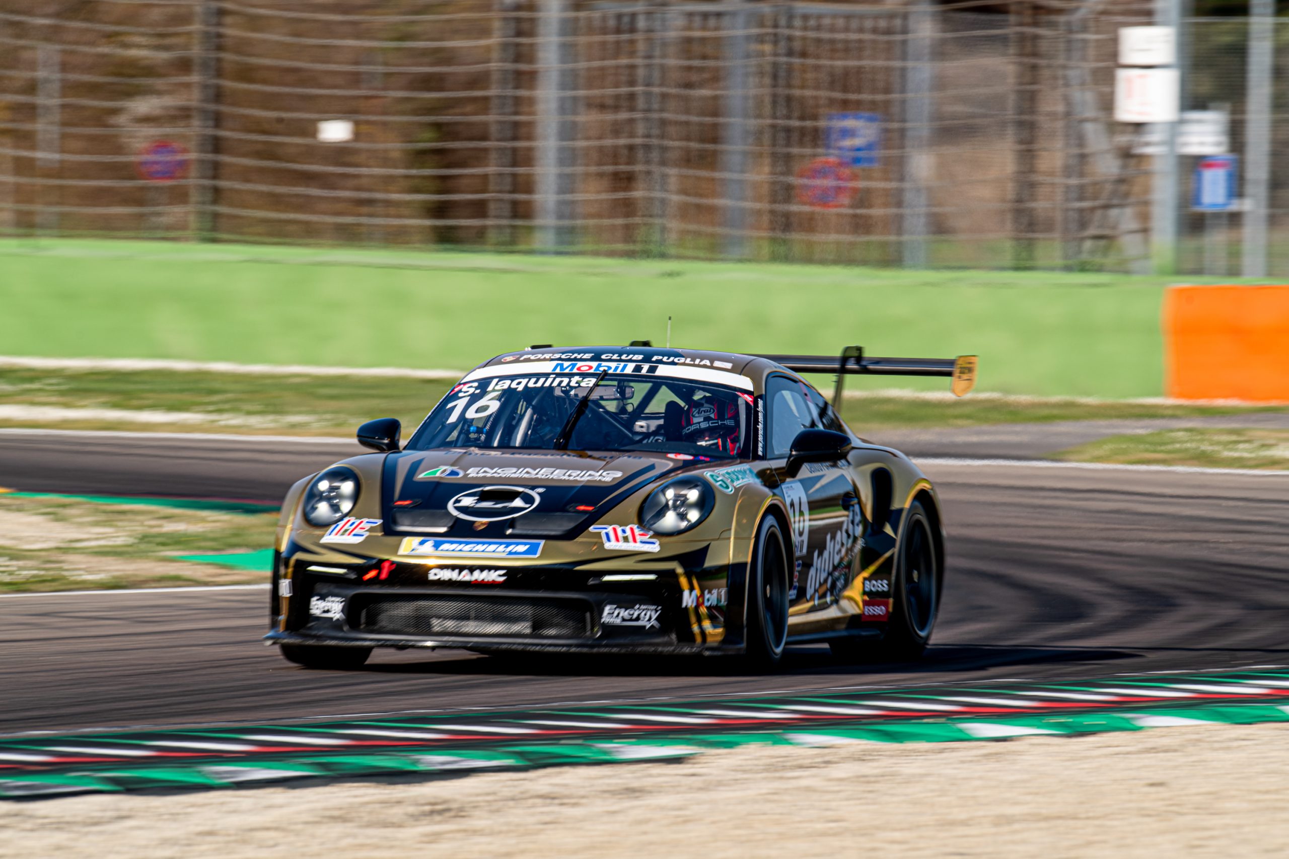 2022 Porsche Mobil1 Supercup